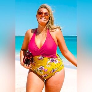 Cupshe Madalyn Floral Halter Plus Size One Piece Swimsuit Size 1X